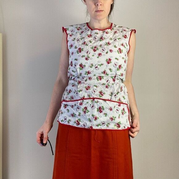 VTG 40s / 50s Hand Sewn Cherry Blossom and Butterfly Front Pocket Wrap Cobbler A - Picture 6 of 7